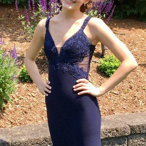 Betsy & Adam floor length formal prom dress